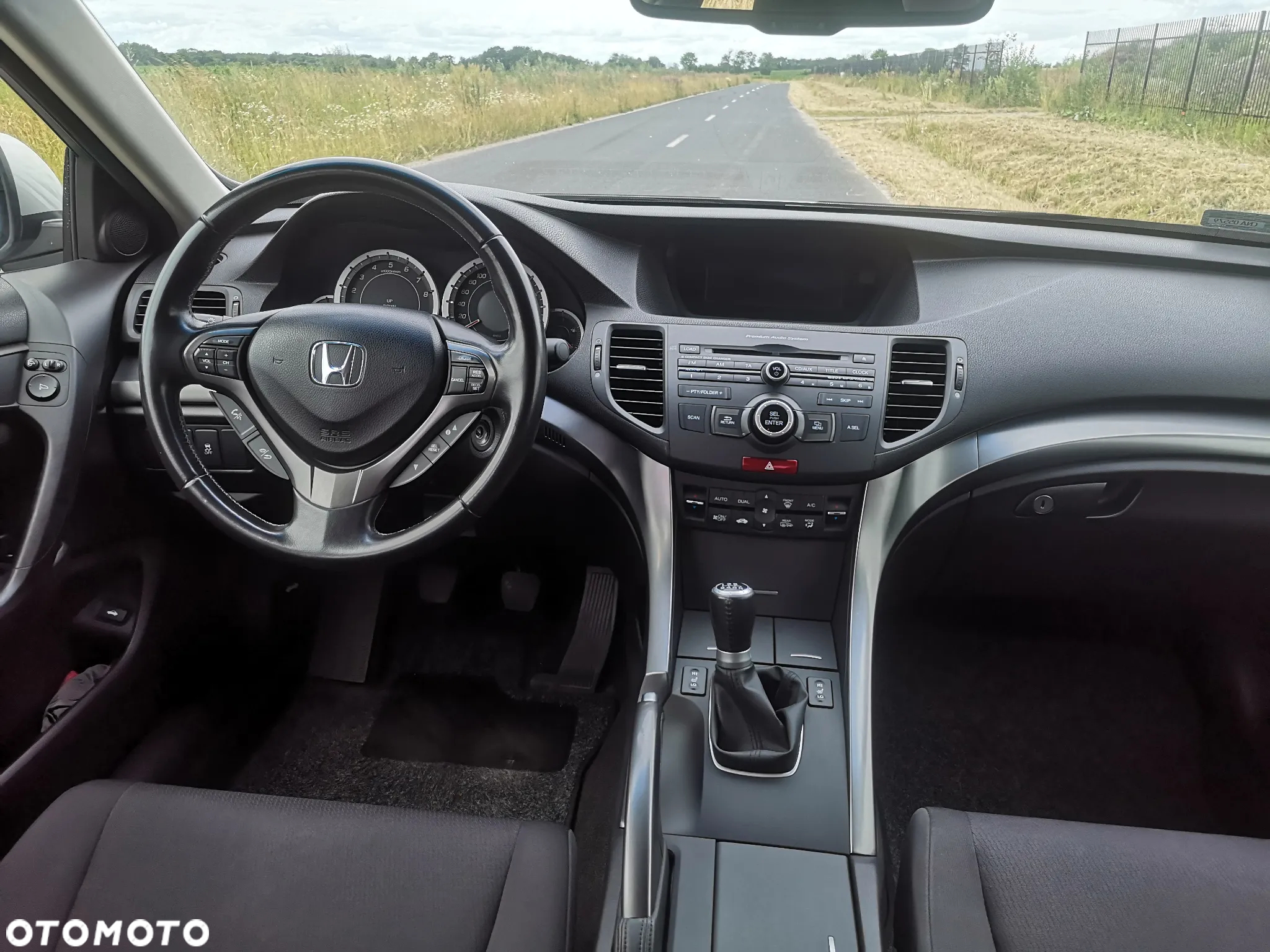 Honda Accord 2.0 Lifestyle - 9