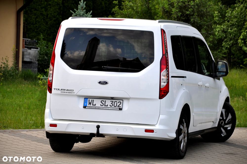 Ford Tourneo Connect 1.6 TDCi Titanium - 17