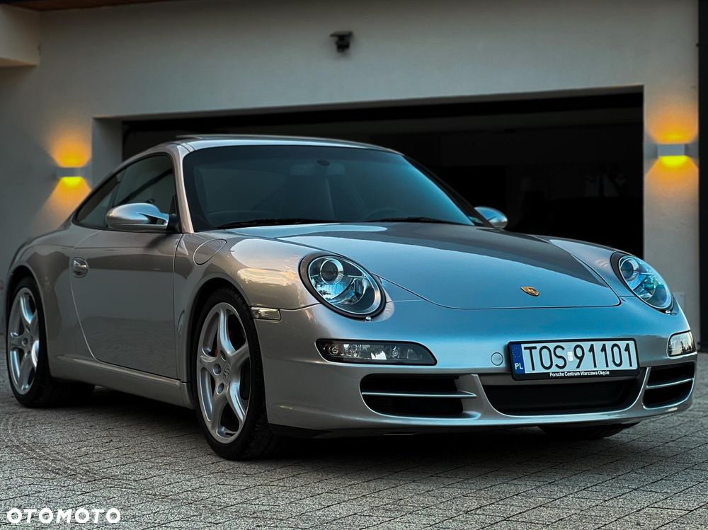 Porsche 911 Carrera 4 S - 23