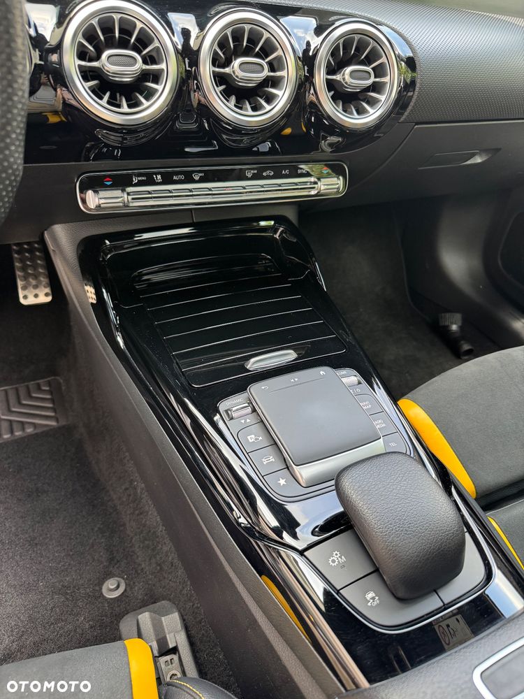 Mercedes-Benz Klasa A 45 S AMG 4-Matic 8G-DCT - 14
