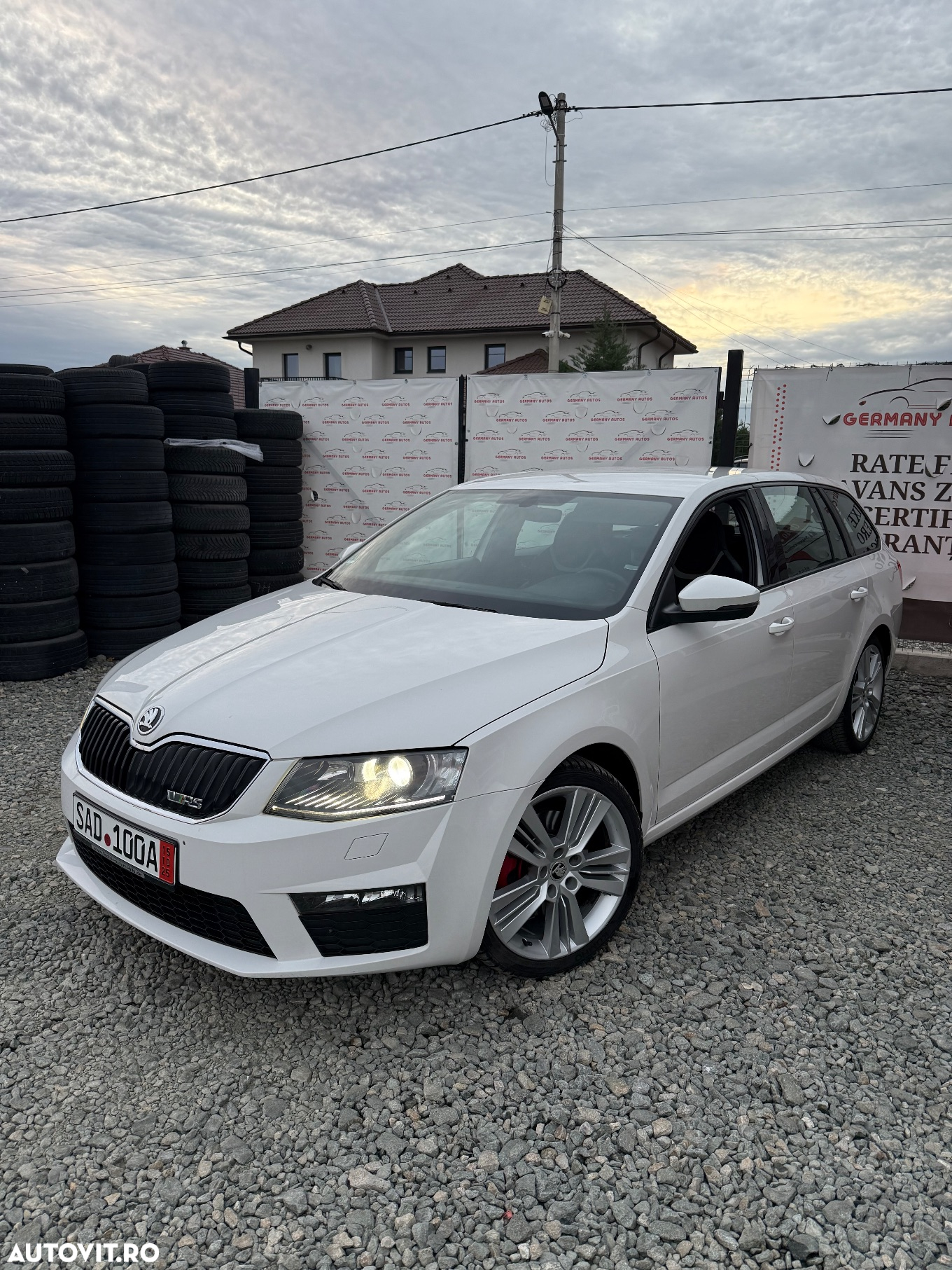 Skoda Octavia 2.0 TDI DSG RS - 5