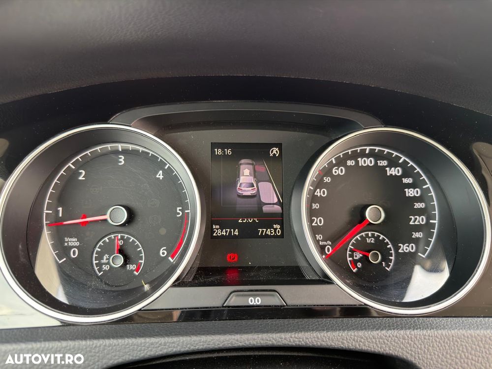 Volkswagen Golf 2.0 BlueTDI Cup - 19