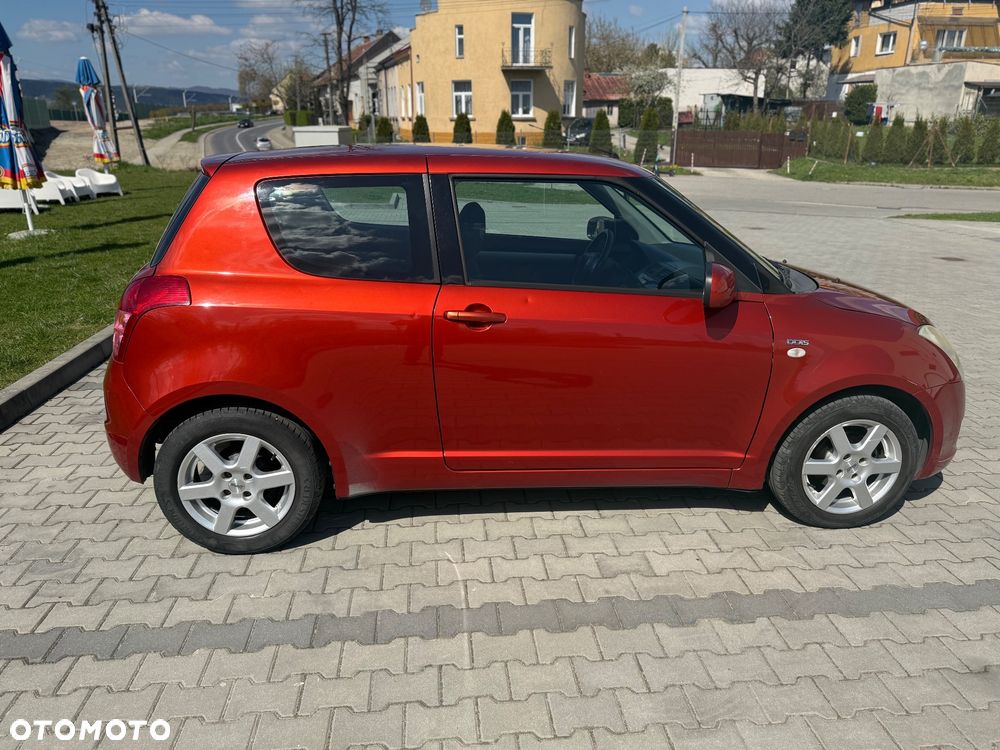Suzuki Swift 1.3 DDiS GLX / Comfort - 10