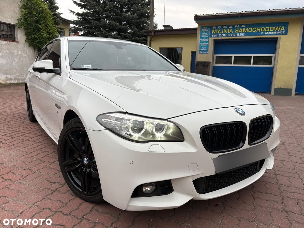 BMW Seria 5 525d xDrive - 5
