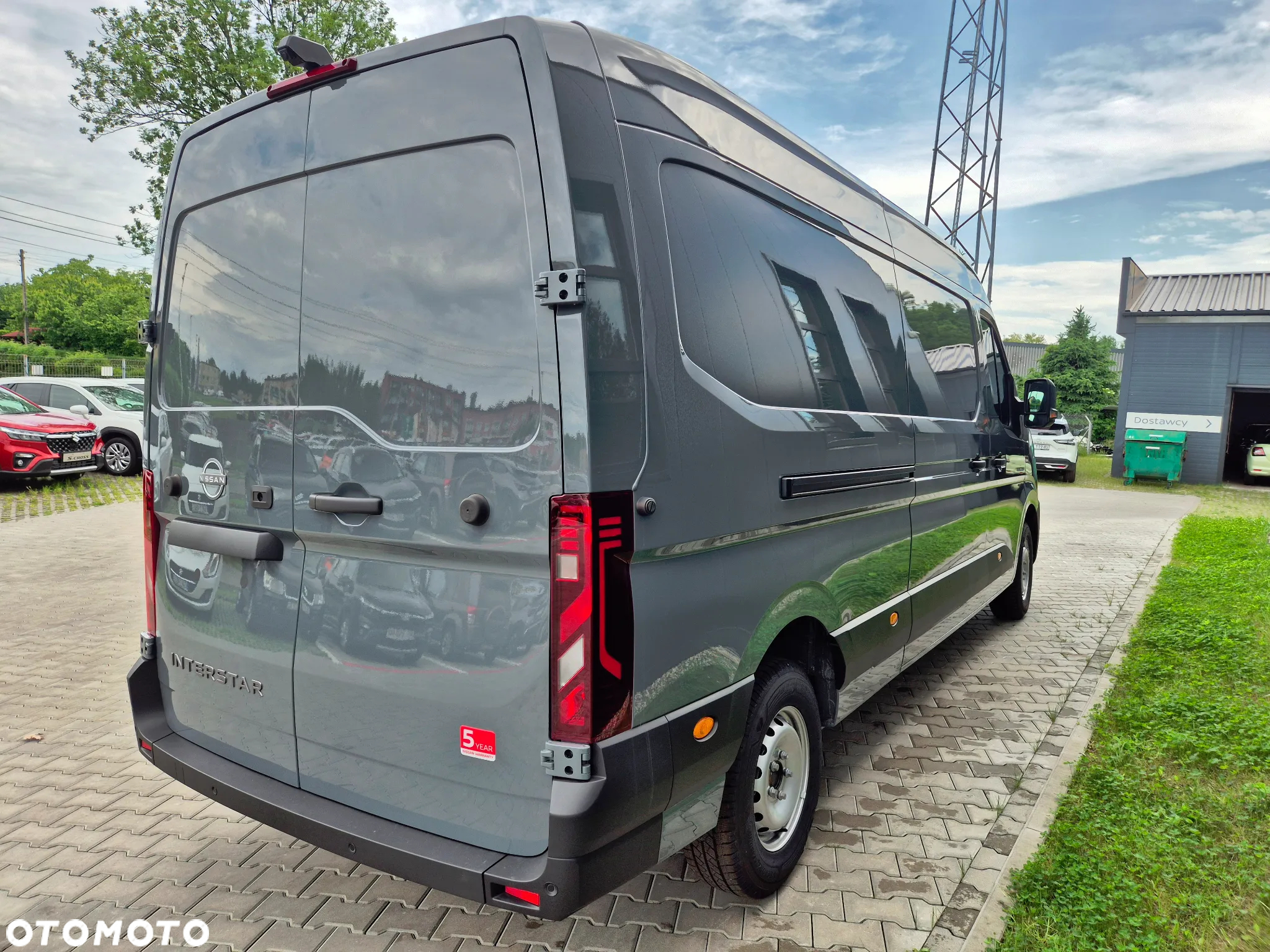 Nissan Interstar - 8