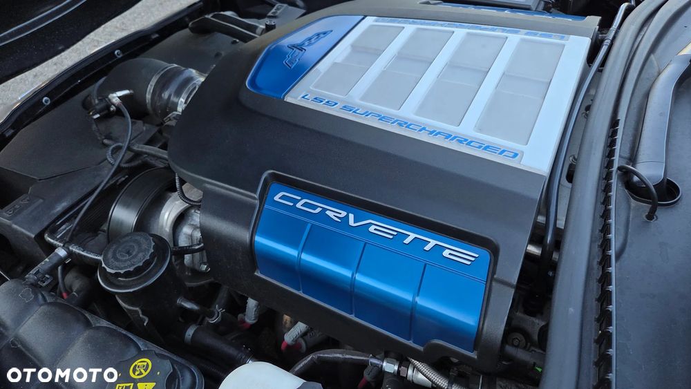 Chevrolet Corvette - 20