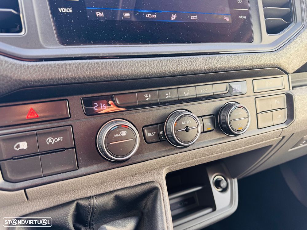 VW Crafter 2.0 TDI 140HP 35 MWB HRF - 16