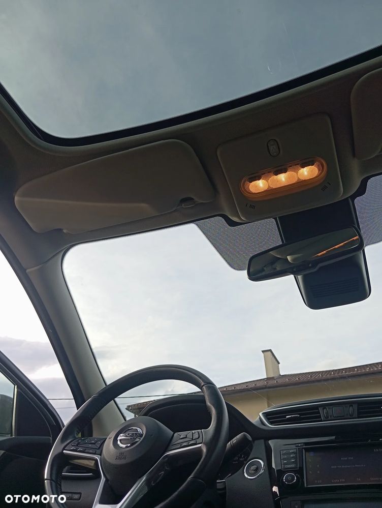 Nissan Qashqai 1.5 dCi N-Connecta - 9
