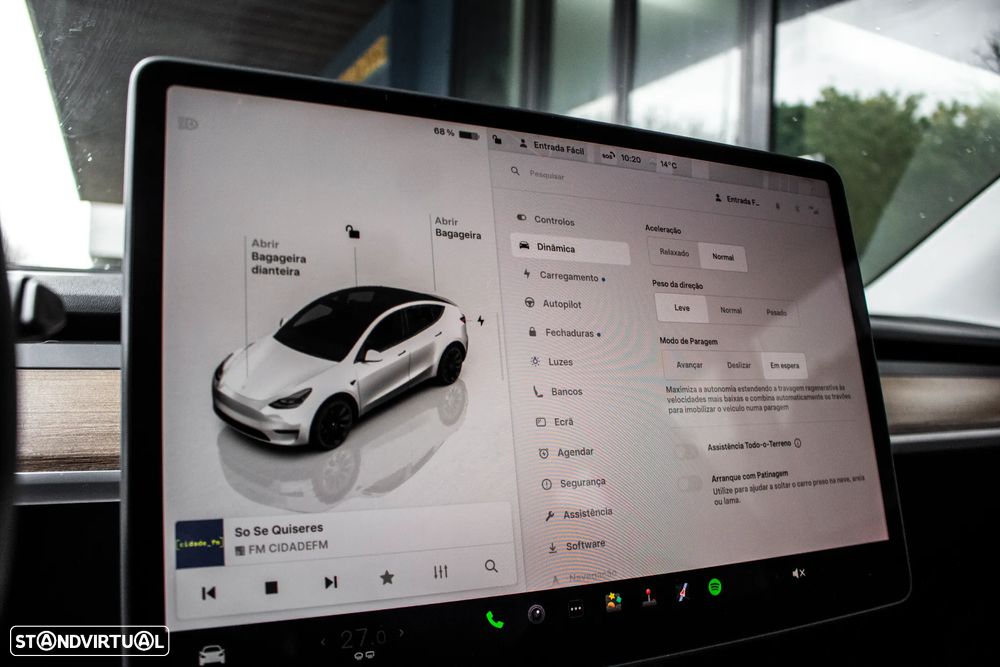 Tesla Model Y Long Range Dual Motor AWD - 37