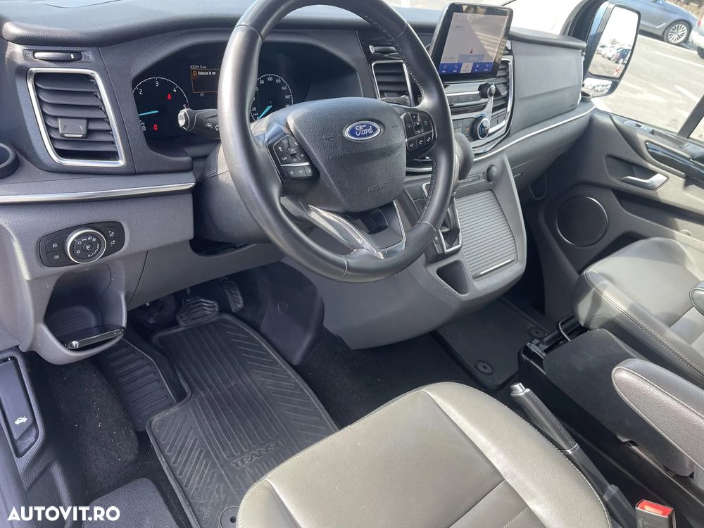 Ford Tourneo Custom - 9