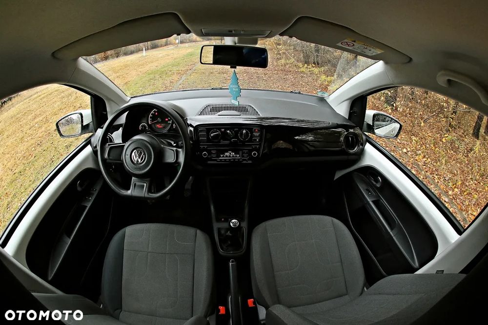 Volkswagen up! 1.0 high - 10