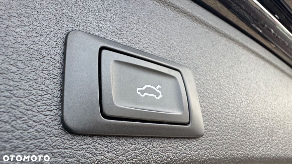 Audi A4 Avant 3.0 TDI quattro tiptronic sport - 29