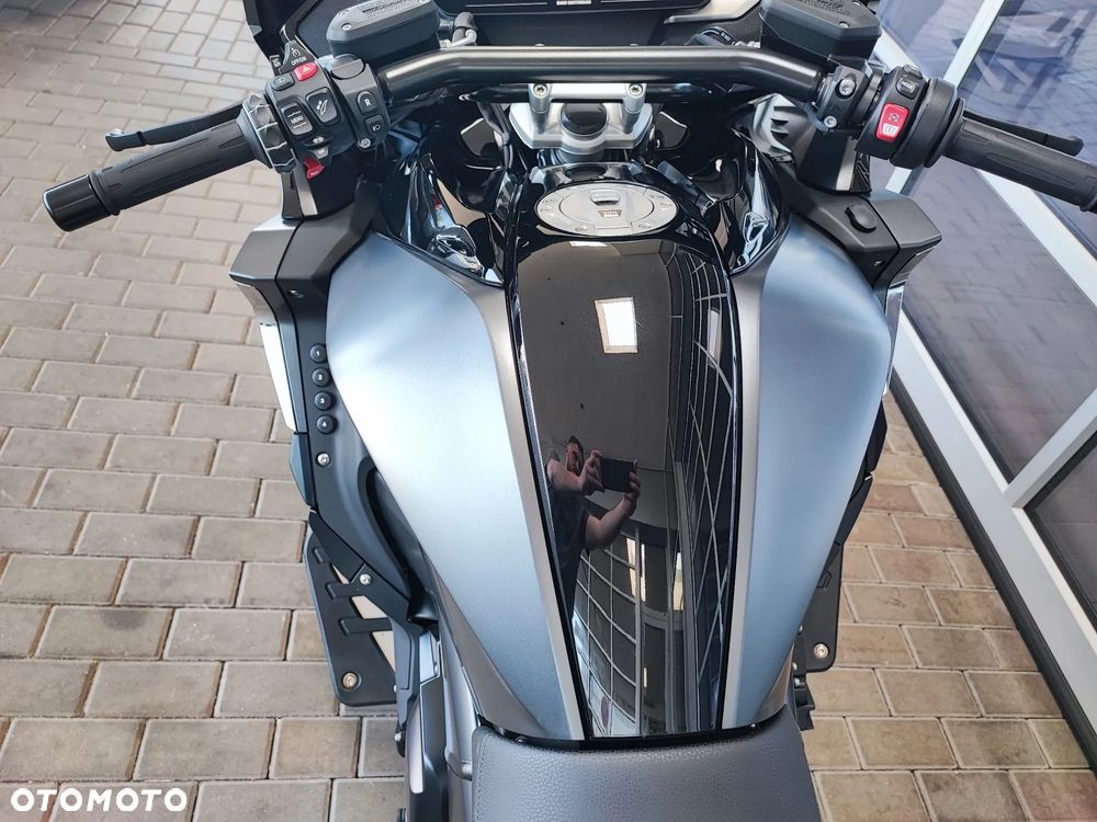 BMW K - 23