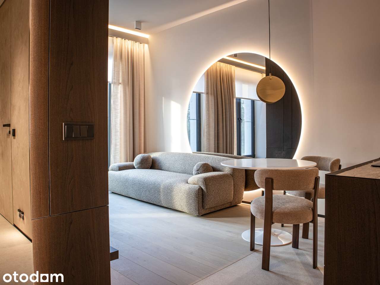 Designerski apartament w Moderna Chronos