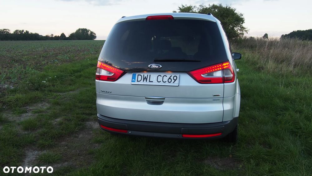 Ford Galaxy 2.0 TDCi Ghia - 29