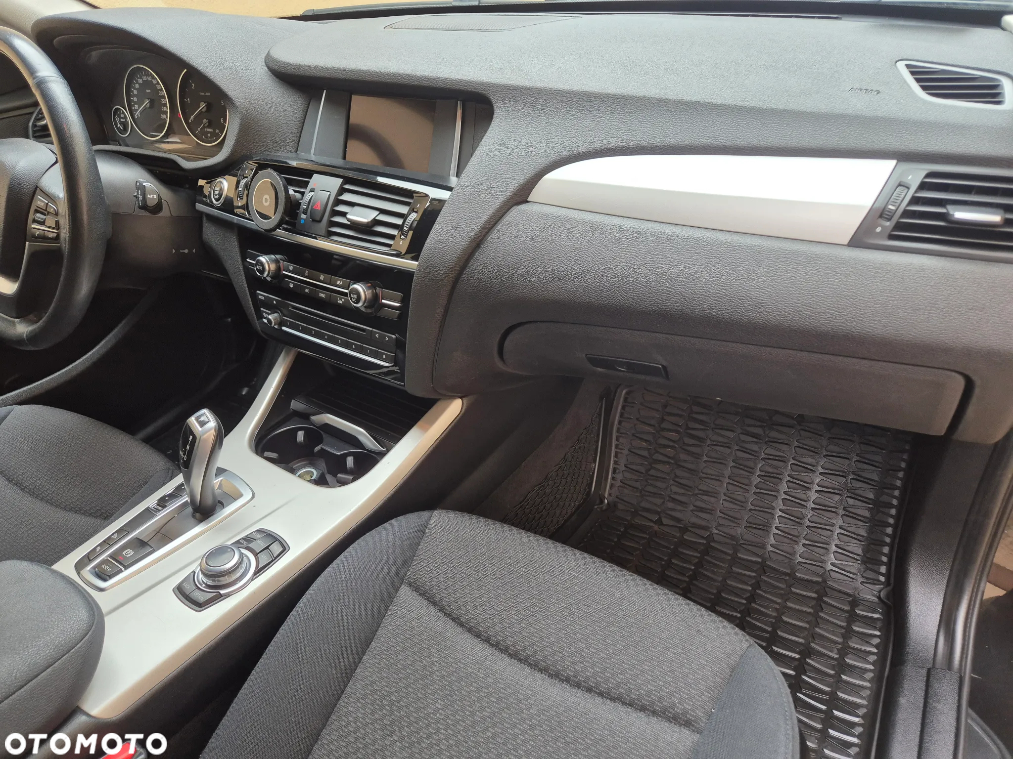 BMW X3 xDrive20d - 16