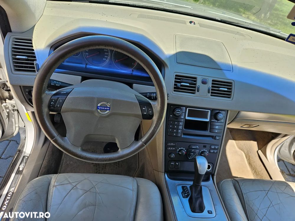 Volvo XC 90 2.4 D Aut. Momentum - 10