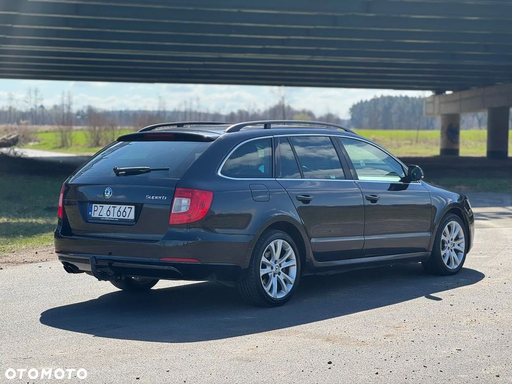 Skoda Superb 2.0 TDI Ambition - 4