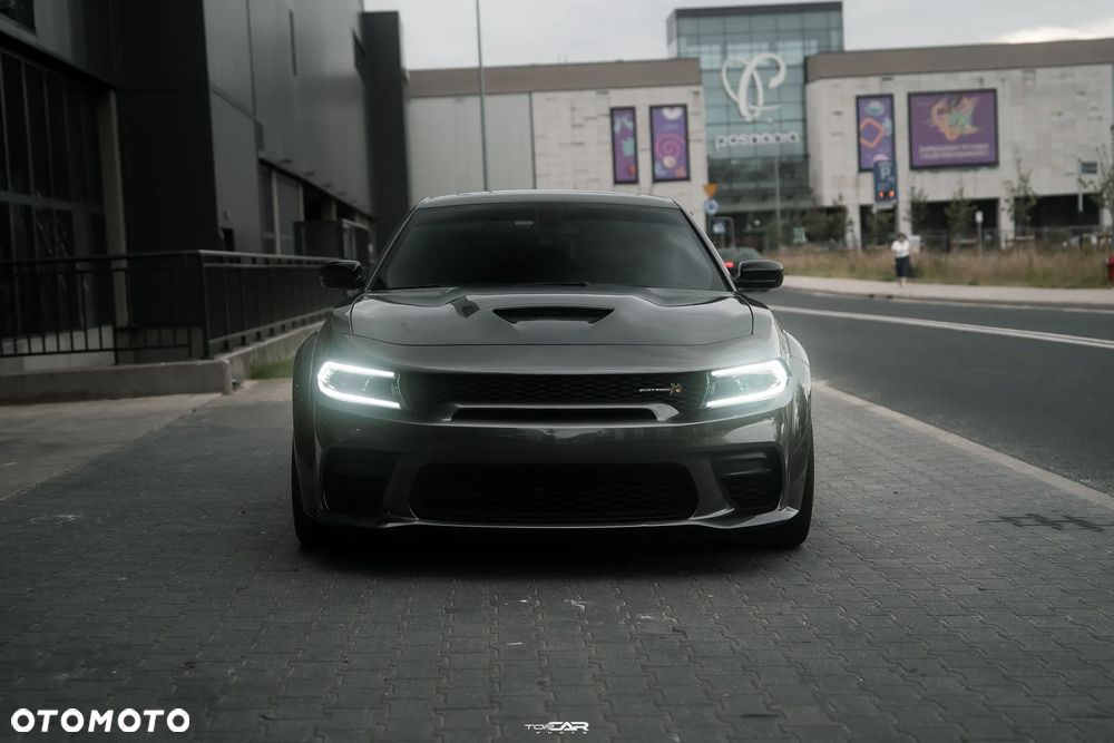 Dodge Charger 6.4 Scat Pack Widebody - 10