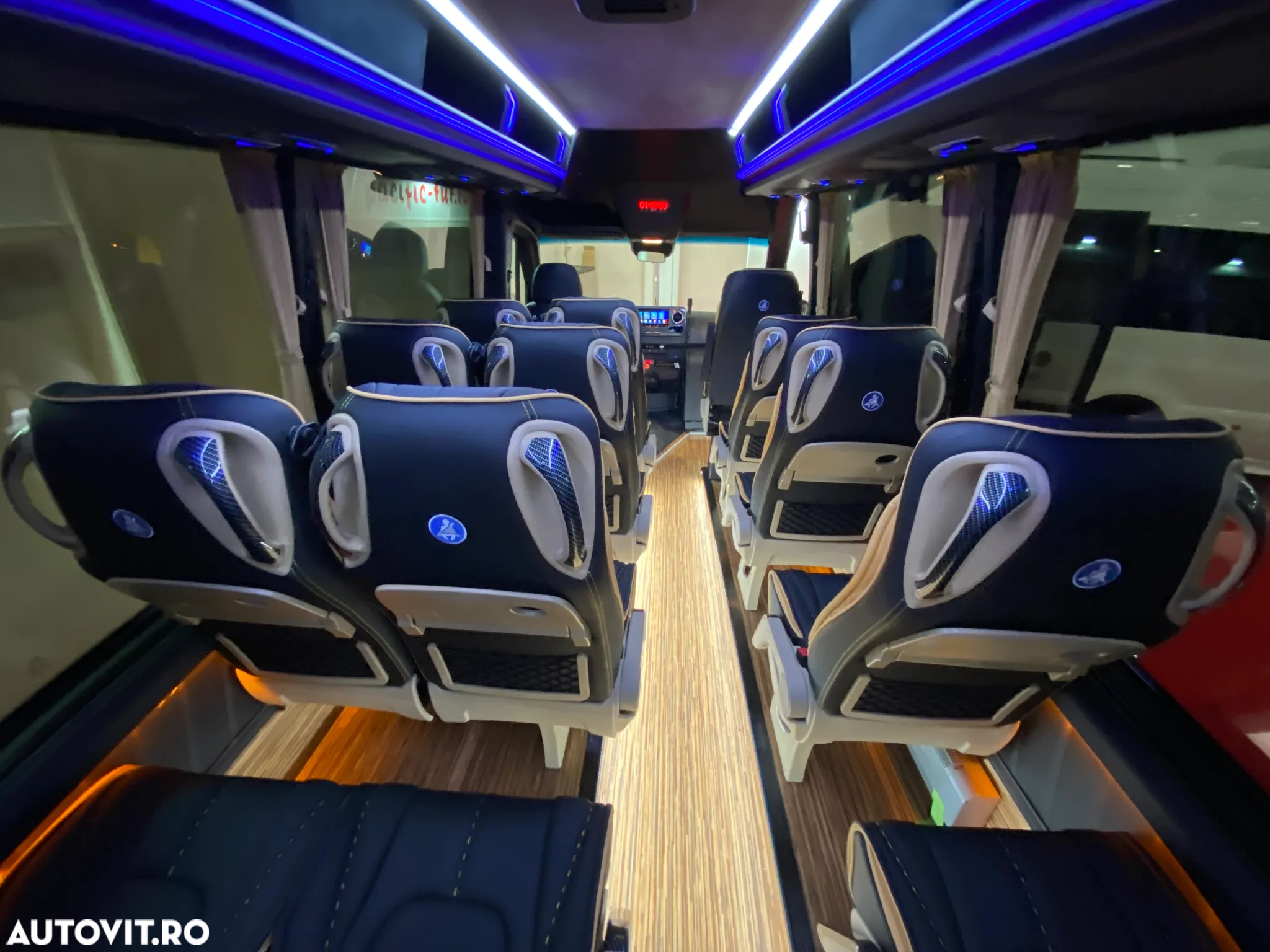 Mercedes-Benz 519 19+1+1 LOCURI vip  *COC* - 20