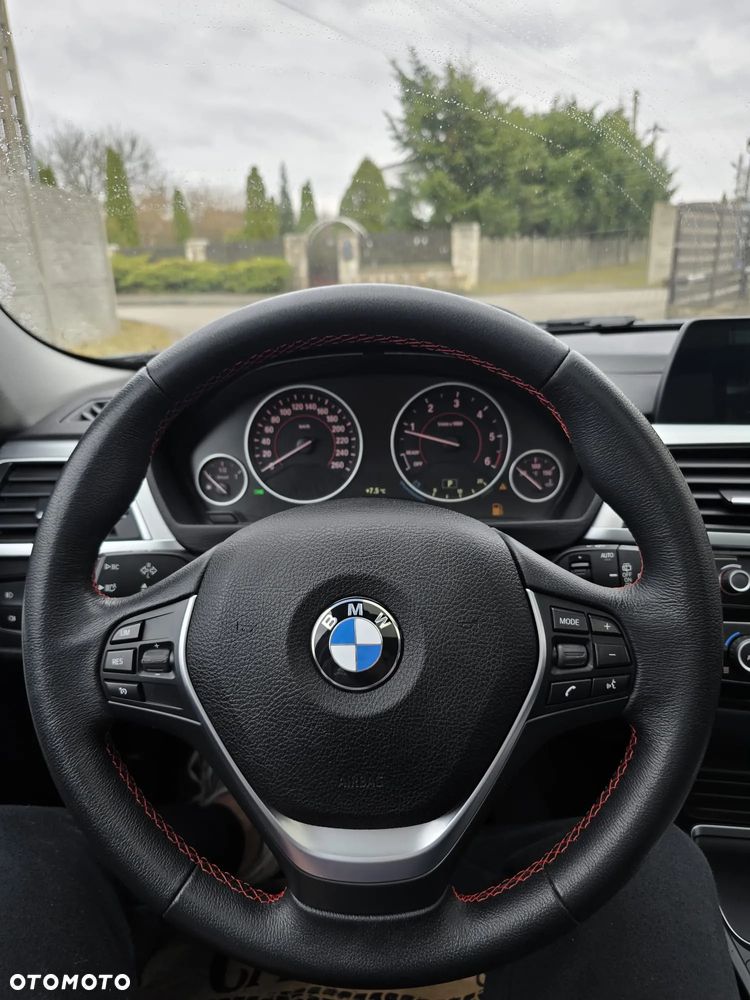 BMW Seria 3 320d xDrive Sport Line Shadow - 25