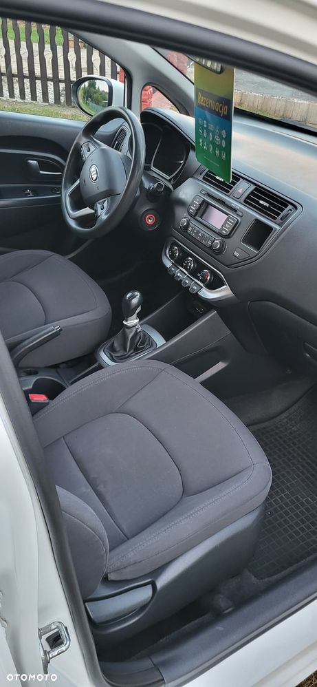 Kia Rio 1.4 crdi M - 8