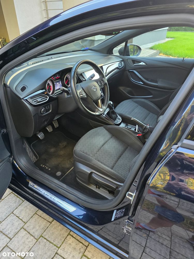 Opel Astra - 38