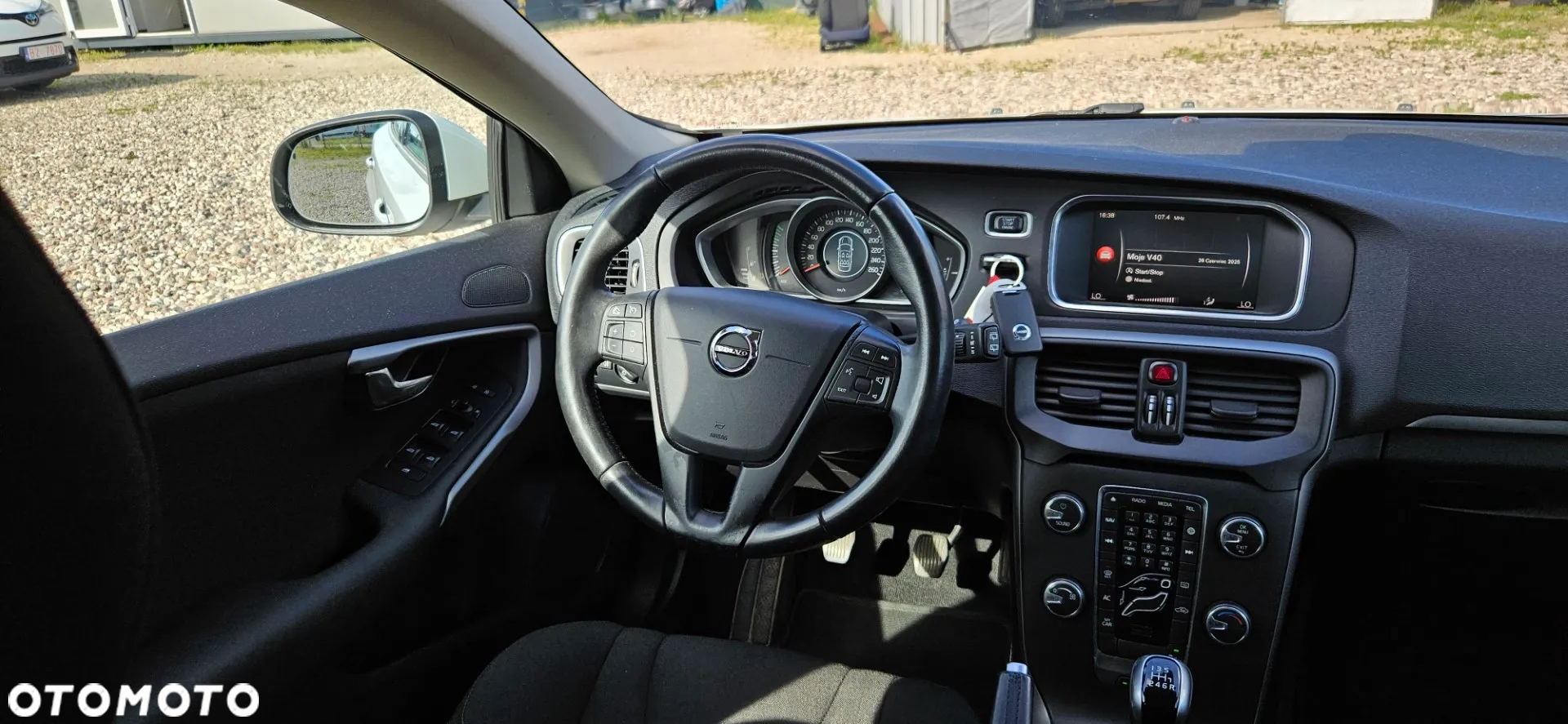 Volvo V40 D2 - 21