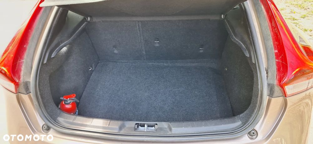 Volvo V40 T3 Drive-E Kinetic - 15