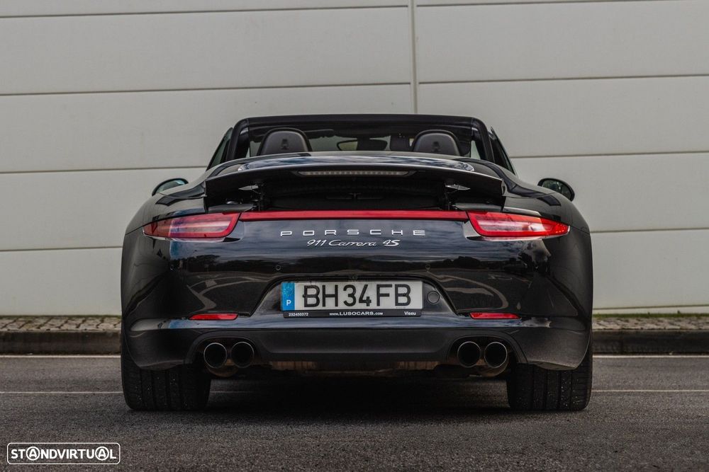 Porsche 911 (991) Carrera 4 Cabriolet PDK Black Edition - 16