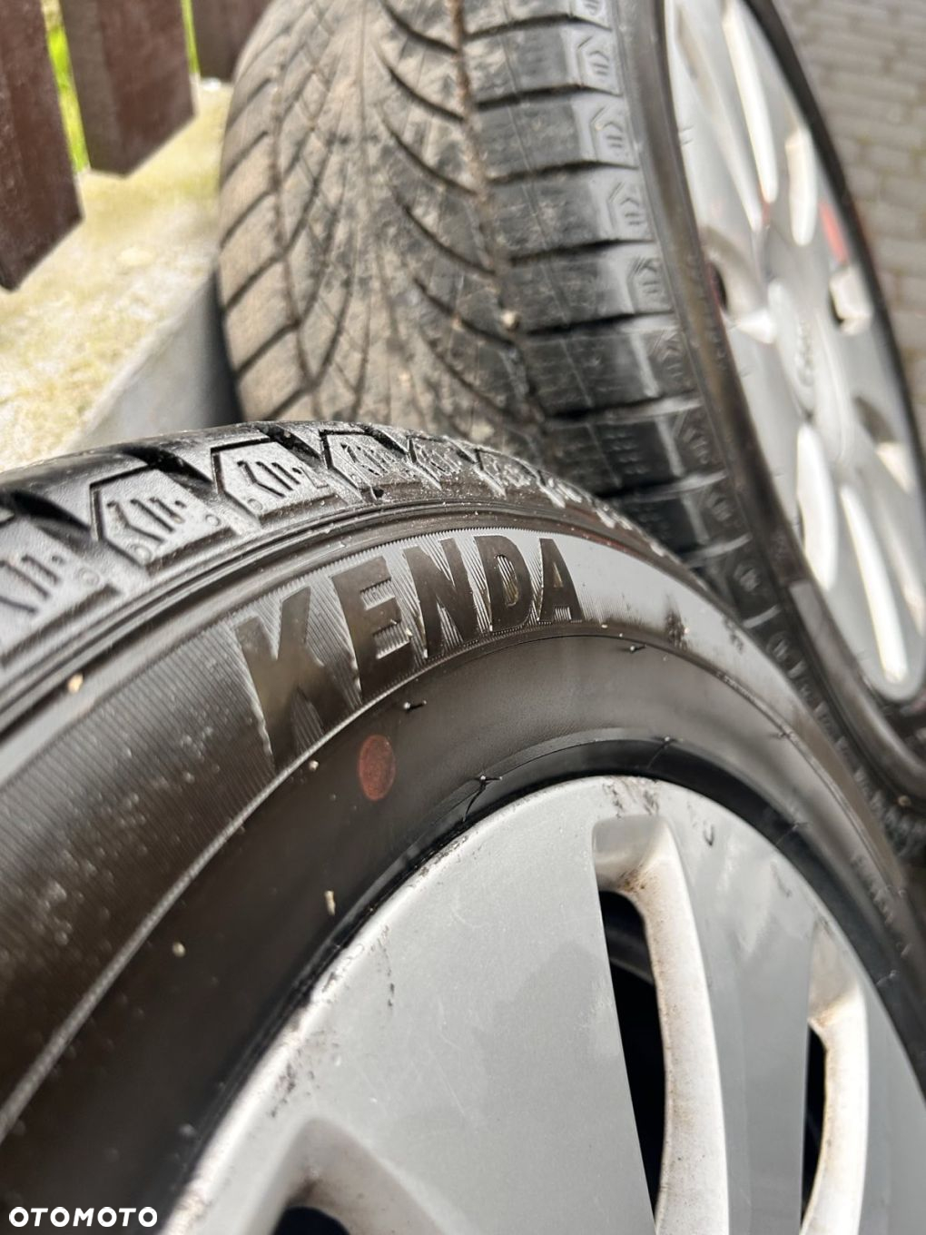 FELGI KOŁA ALUFELGI ZIMÓWKI 7J 16 CALI 5X112 ET42 205/55/16 DOT 3123 KENDA Audi A4 B6/B7 - 7