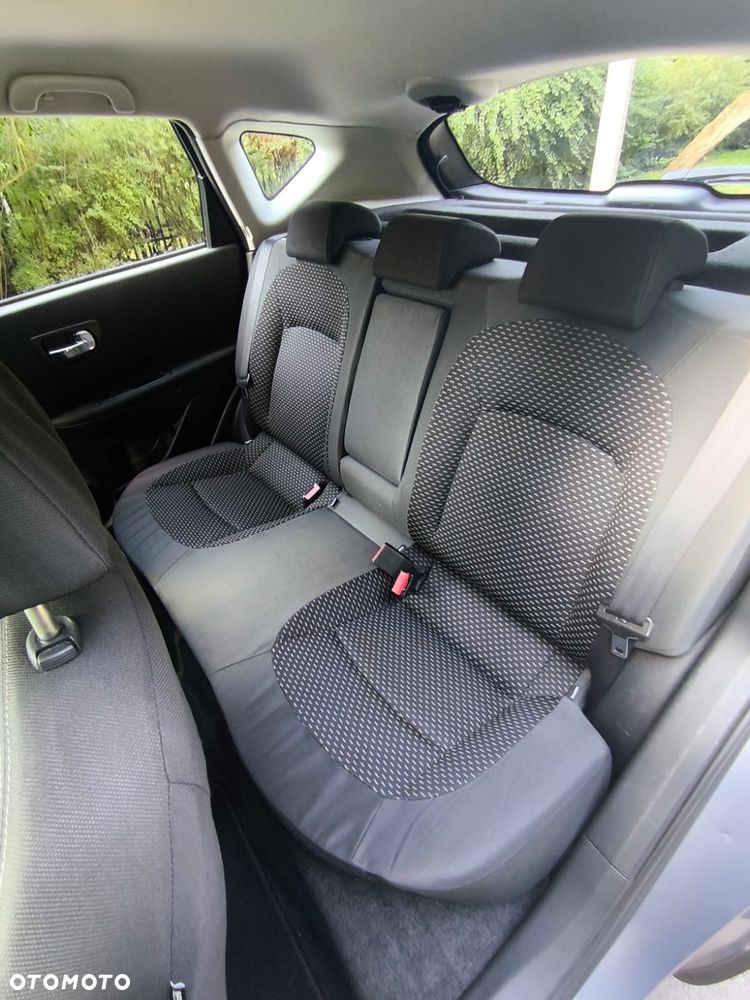 Nissan Qashqai - 12