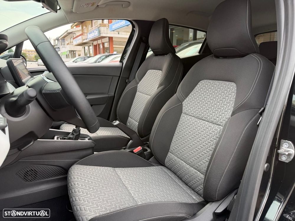 Renault Clio 1.0 TCe Evolution Bi-Fuel - 9