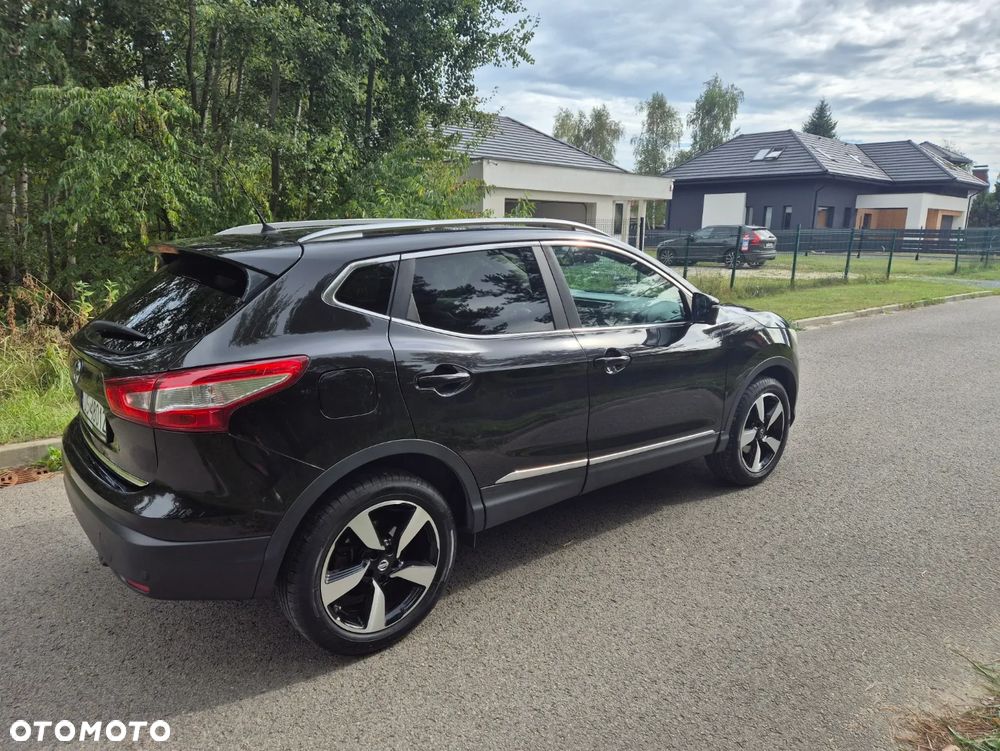 Nissan Qashqai 1.2 DIG-T N-Connecta EU6 - 6