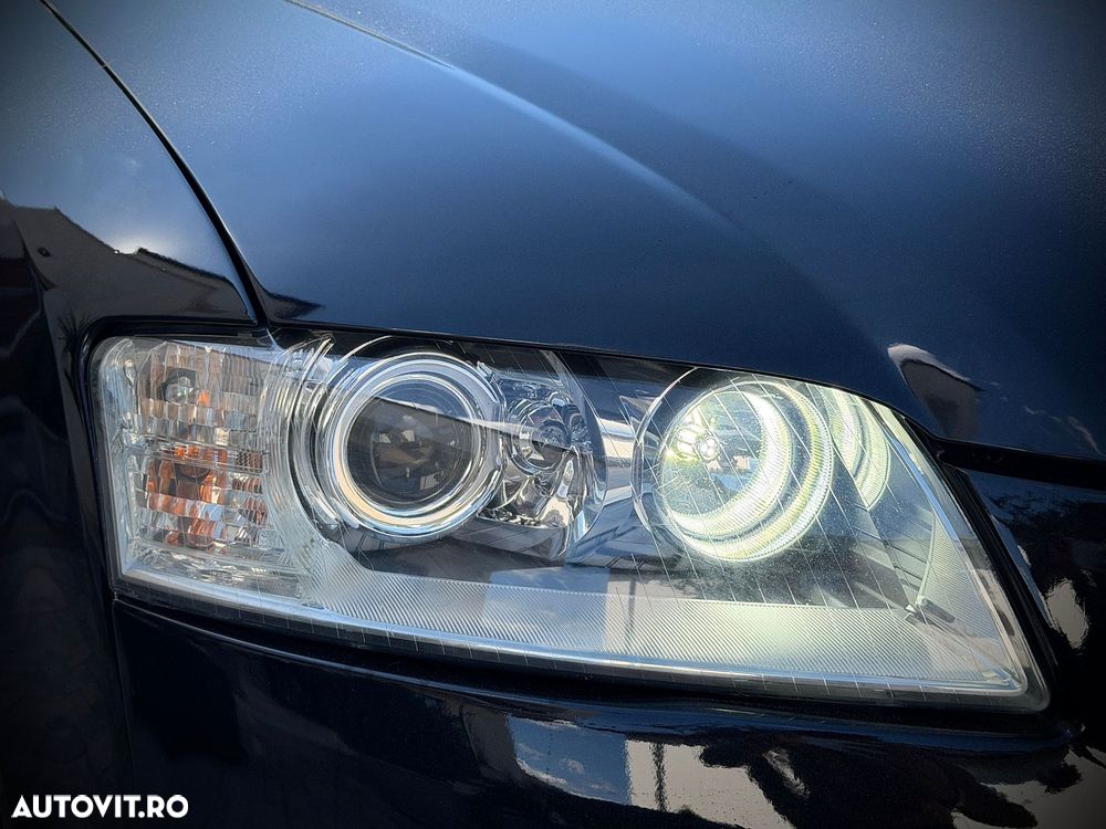 Audi A8 - 30