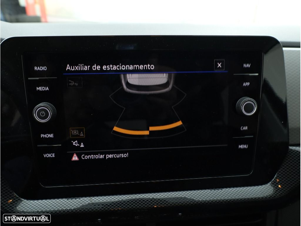 VW T-Cross 1.0 TSI Life DSG - 35