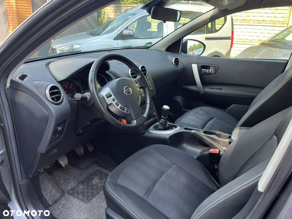 Nissan Qashqai - 14