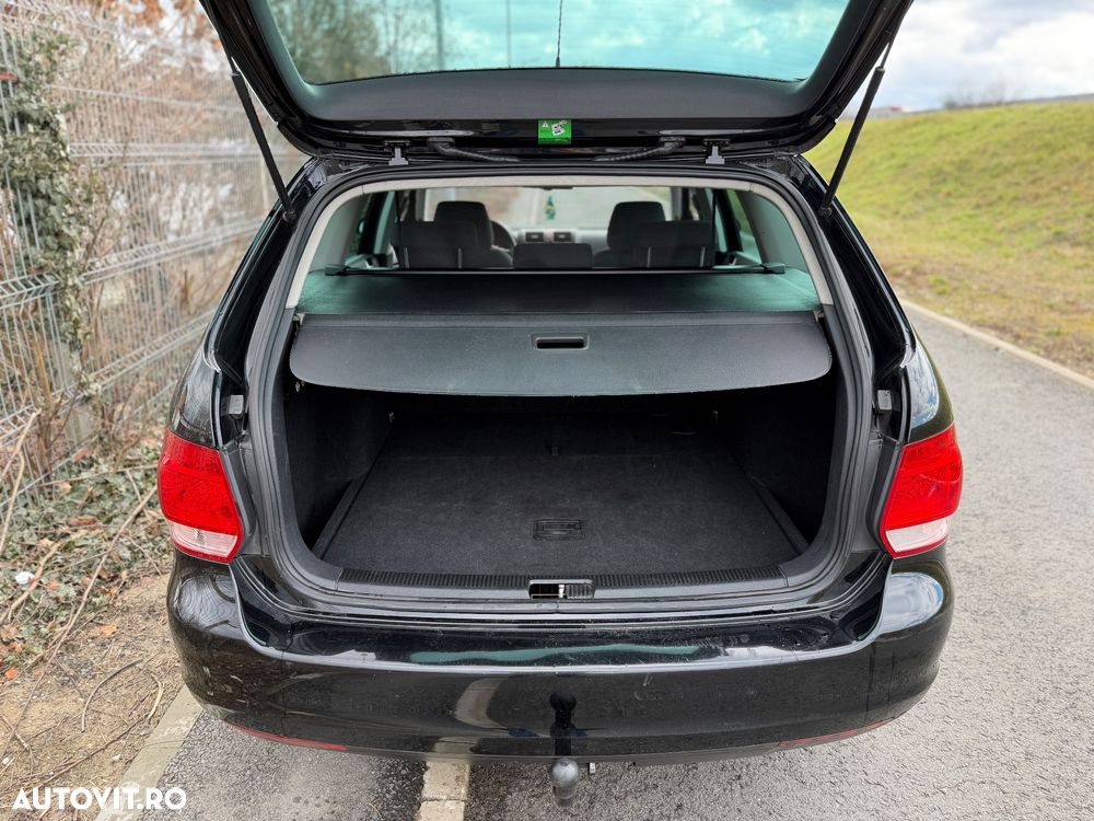 Volkswagen Golf - 12