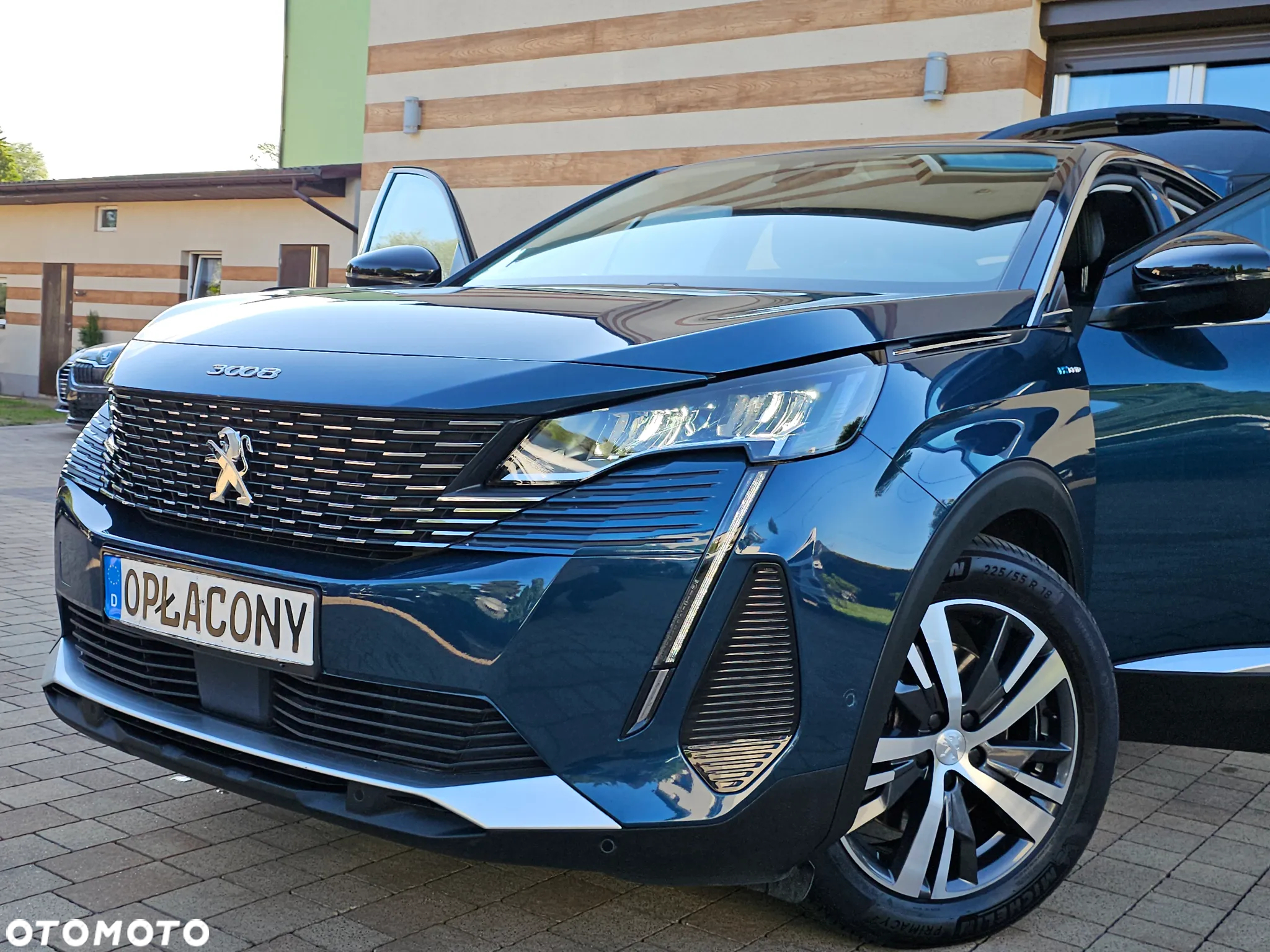 Peugeot 3008 Hybrid 225 e-EAT8 Allure Pack - 4