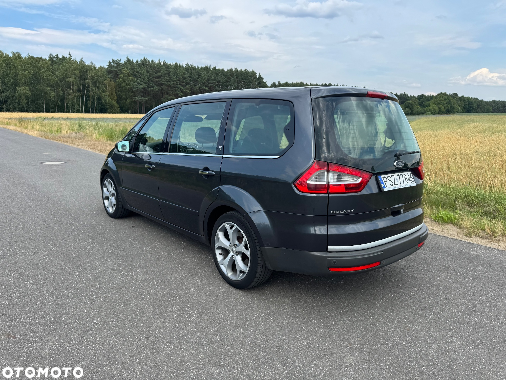 Ford Galaxy 2.2 TDCi Ghia - 12
