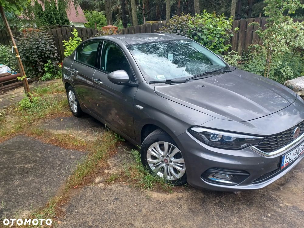 Fiat Tipo 1.4 16V Lounge EU6d - 2