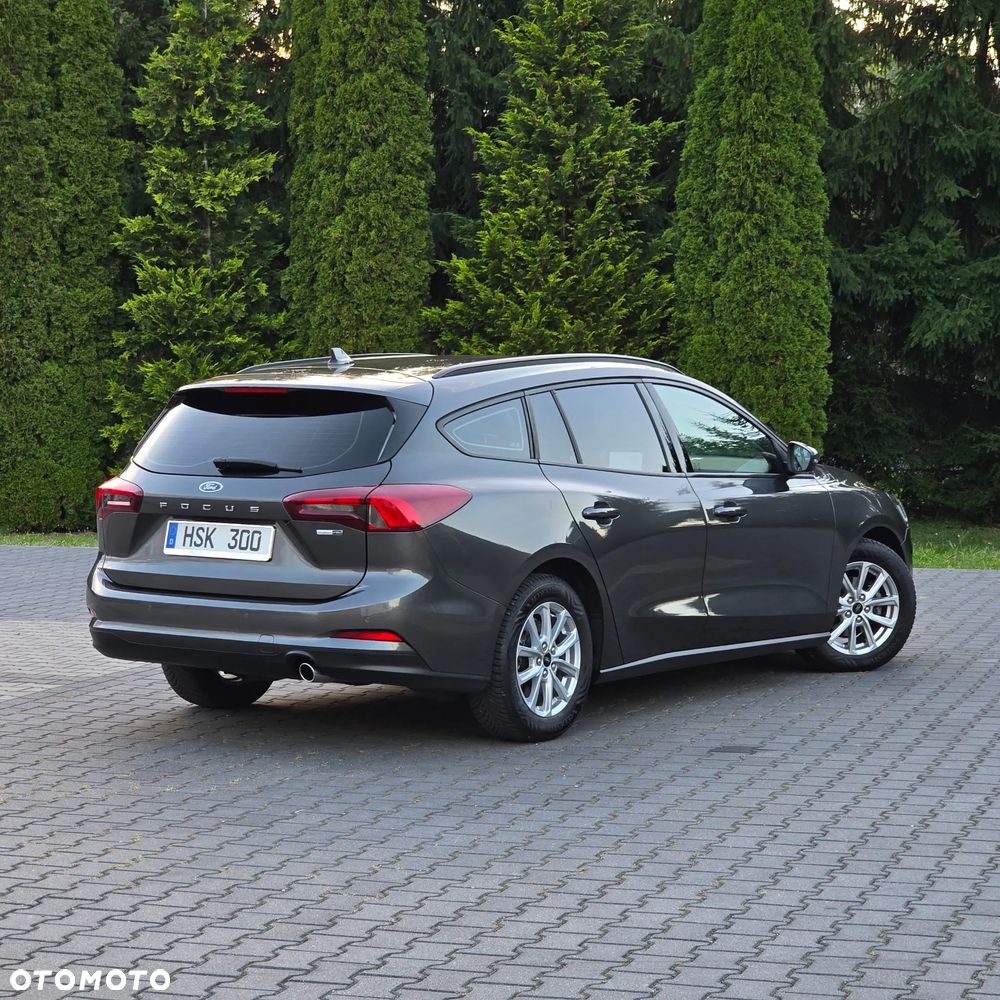 Ford Focus SW 1.0 EcoBoost Hybrid TITANIUM X - 16