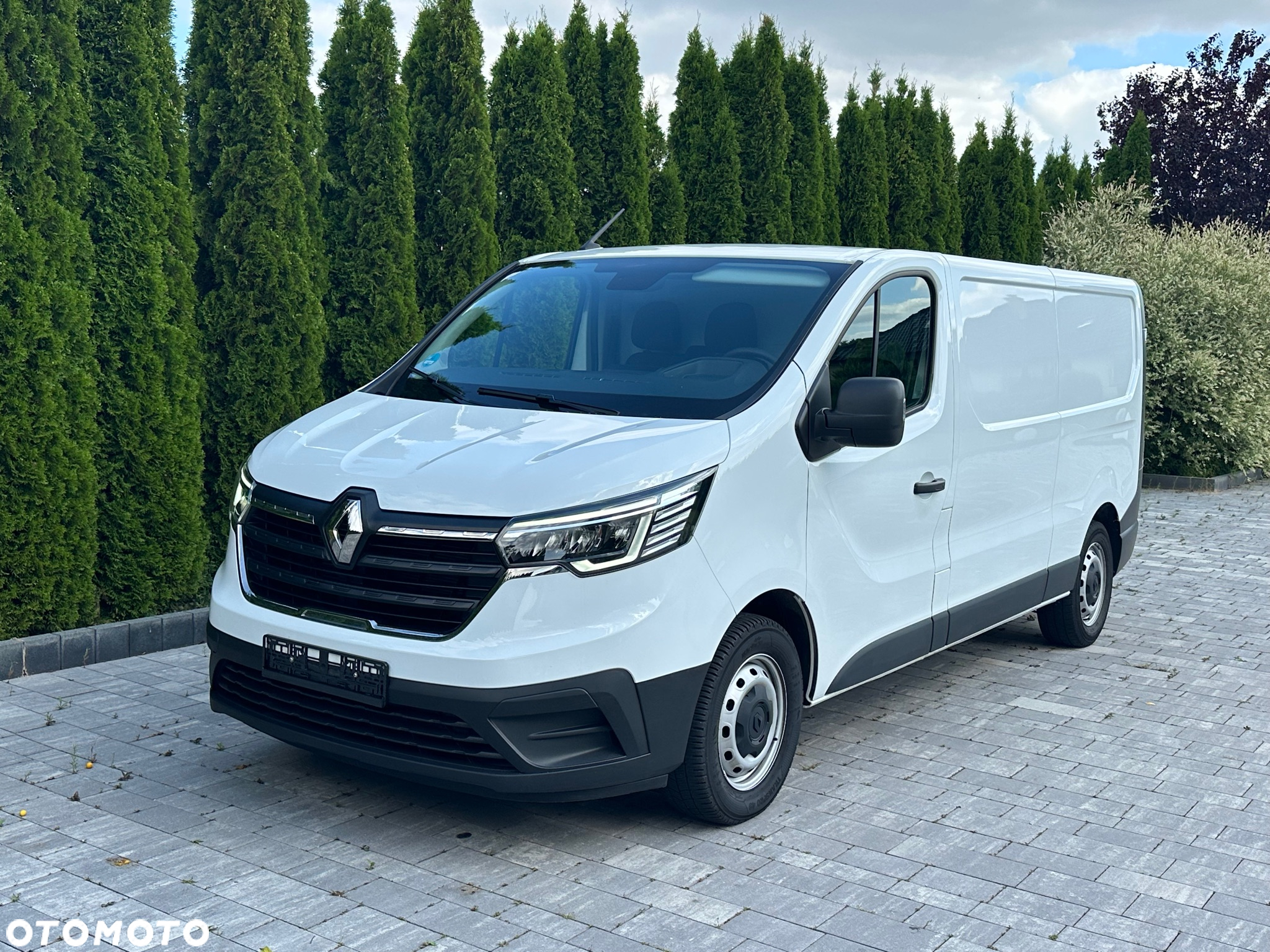 Renault / TRAFIC / 2.0 / L2H1 / LONG / - 14