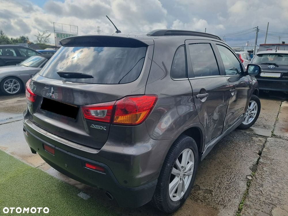 Mitsubishi ASX - 6