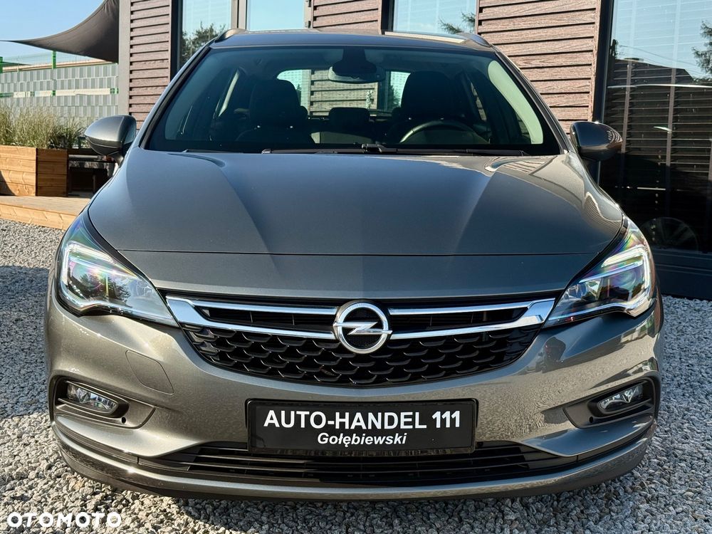 Opel Astra 1.4 Turbo 120 Jahre - 8