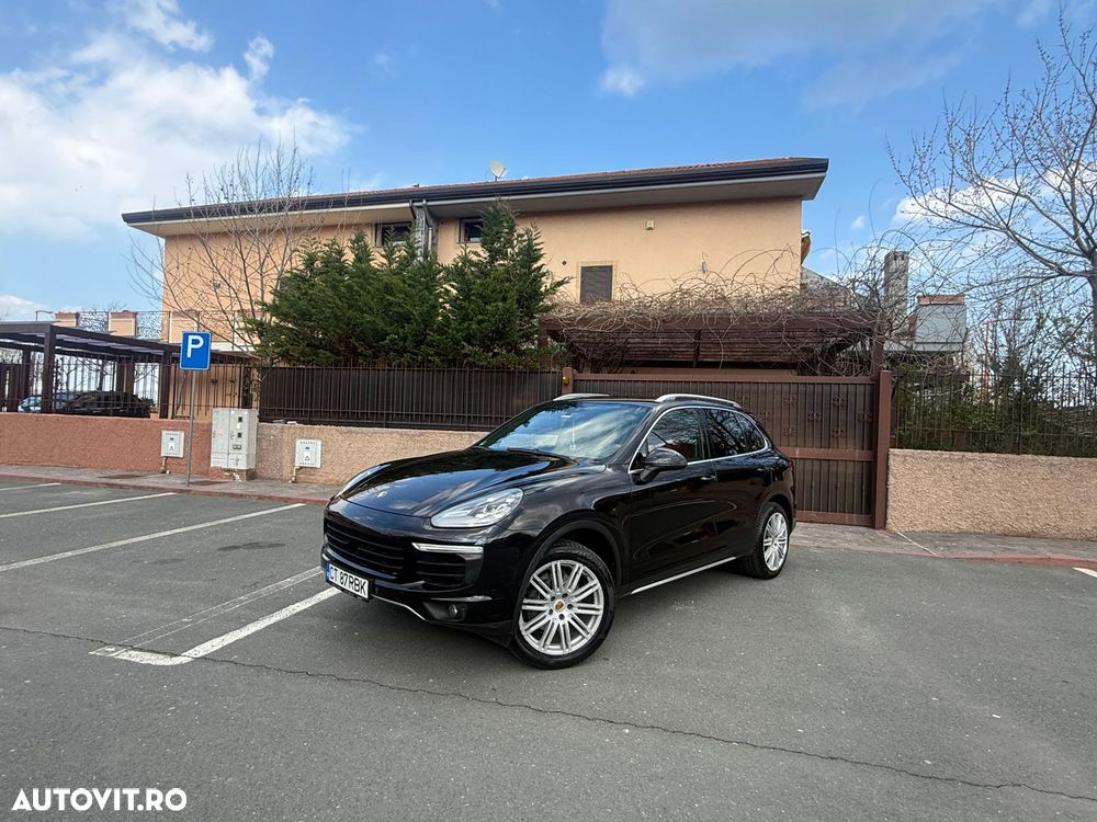 Porsche Cayenne Platinum Edition - 2