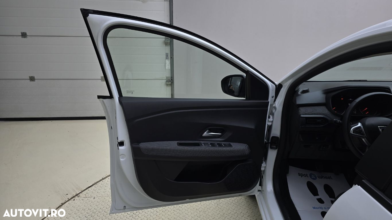Dacia Sandero TCe 90 MT6 Comfort - 10