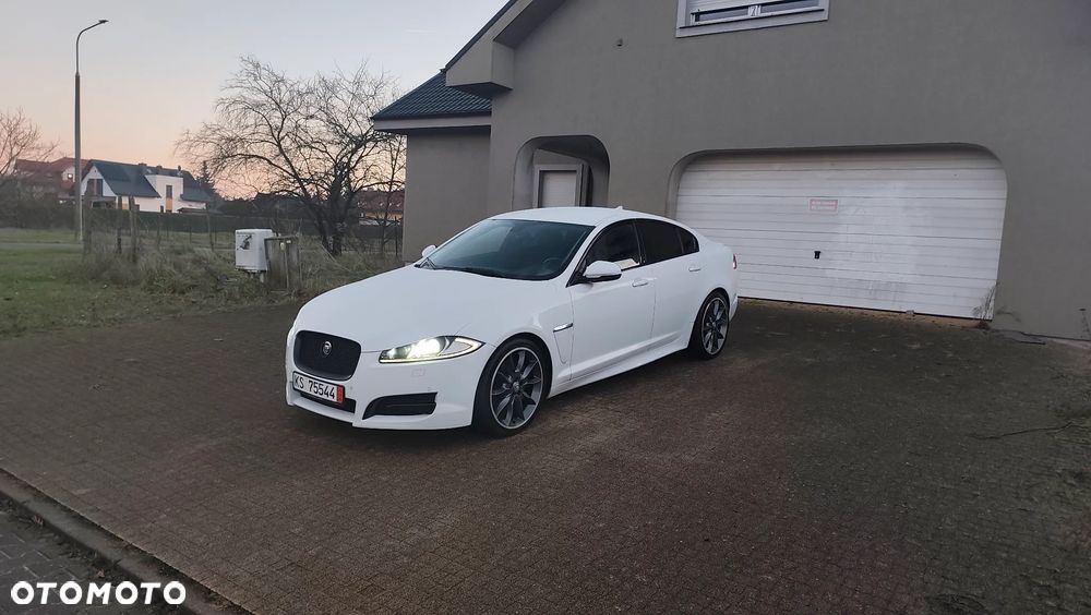 Jaguar XF 3.0 V6 D R-Sport - 14