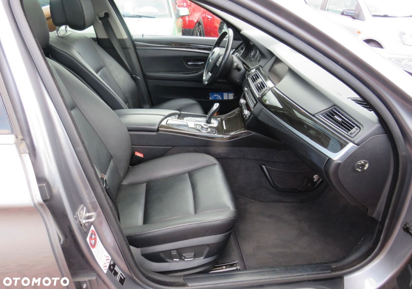 BMW Seria 5 520d Touring Luxury Line - 8