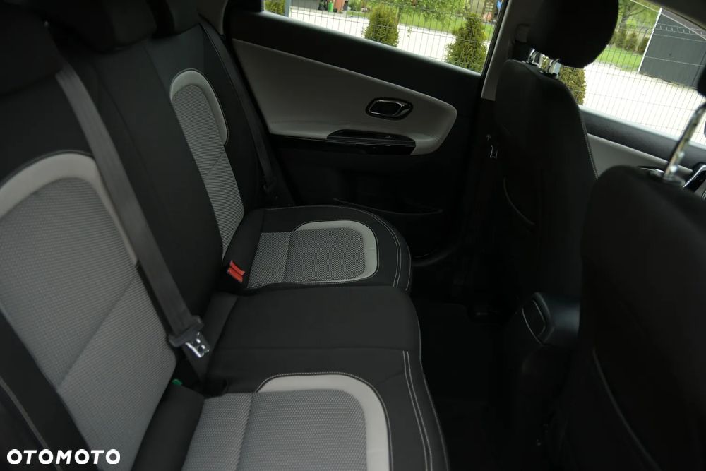 Kia Ceed 1.6 CRDi 136 ISG Dream Team Edition - 21
